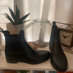 Sam Edelman rain boots